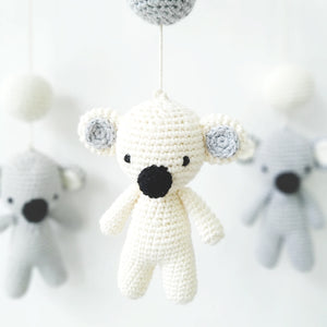 Handmade Eco-friendly Nordic Nursery Wooden Baby Mobile Crib With Hanging Crochet Koala Toys